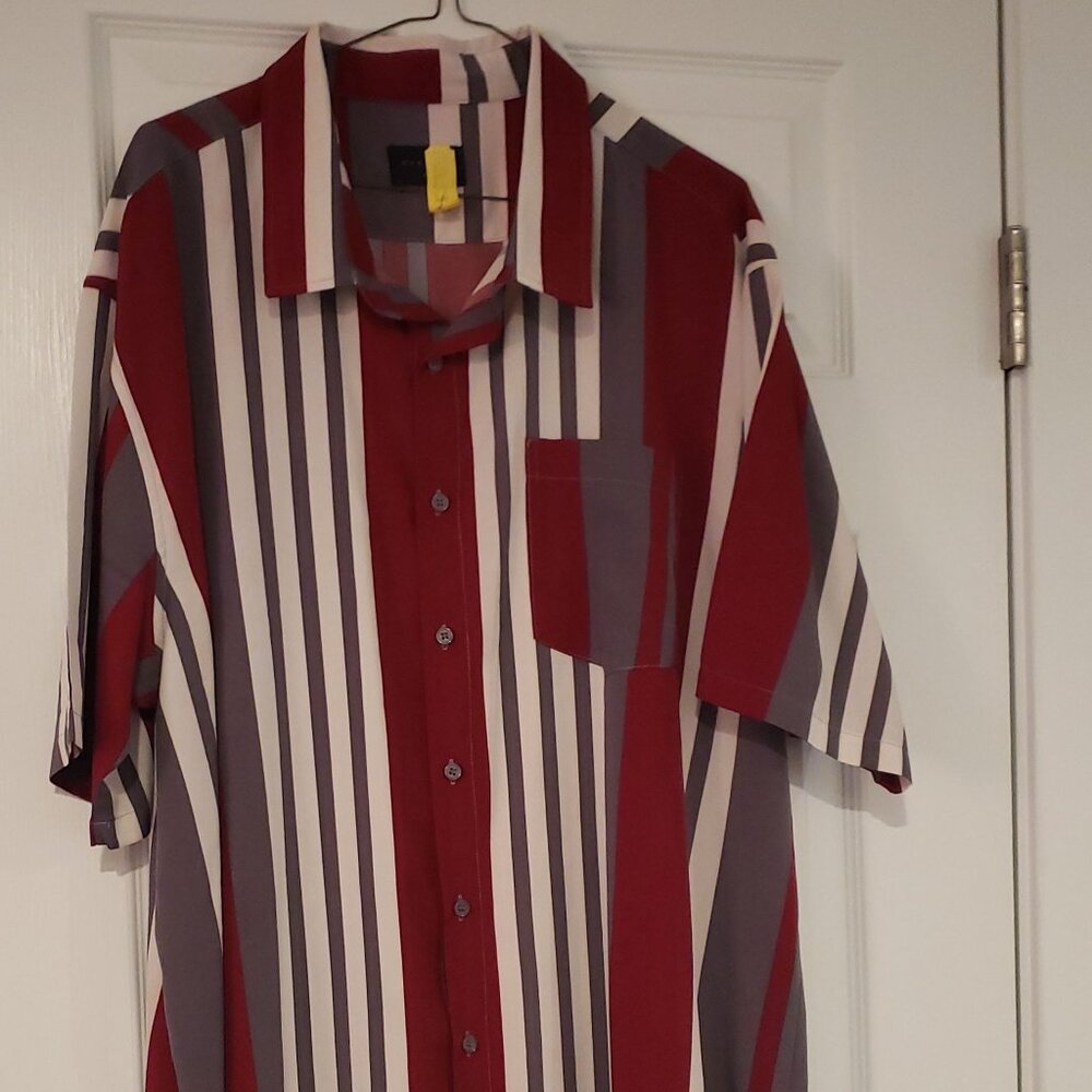 Multicolor Button Up Short Sleeve Shirt (gray, tan, red colors)